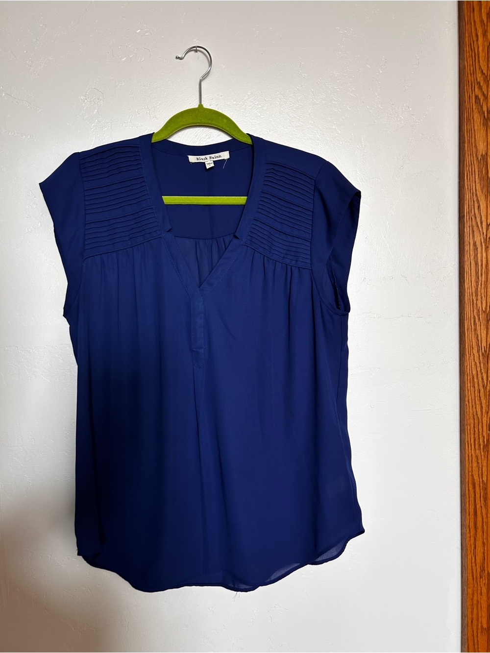 Black Rainn Navy Pleated Yoke V-Neck Cap Sleeve Blouse